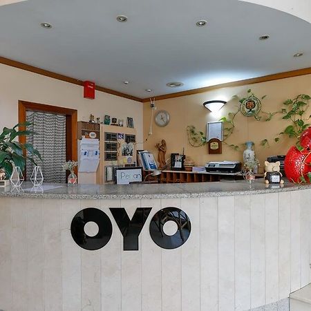 Oyo Hotel Can Peixan Alcarraz Exterior foto